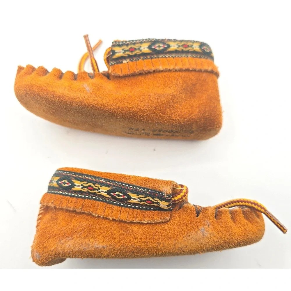 Vintage Animoc Indian Moccasins Baby Suede Booties Size 4 Tan Fringe with Box